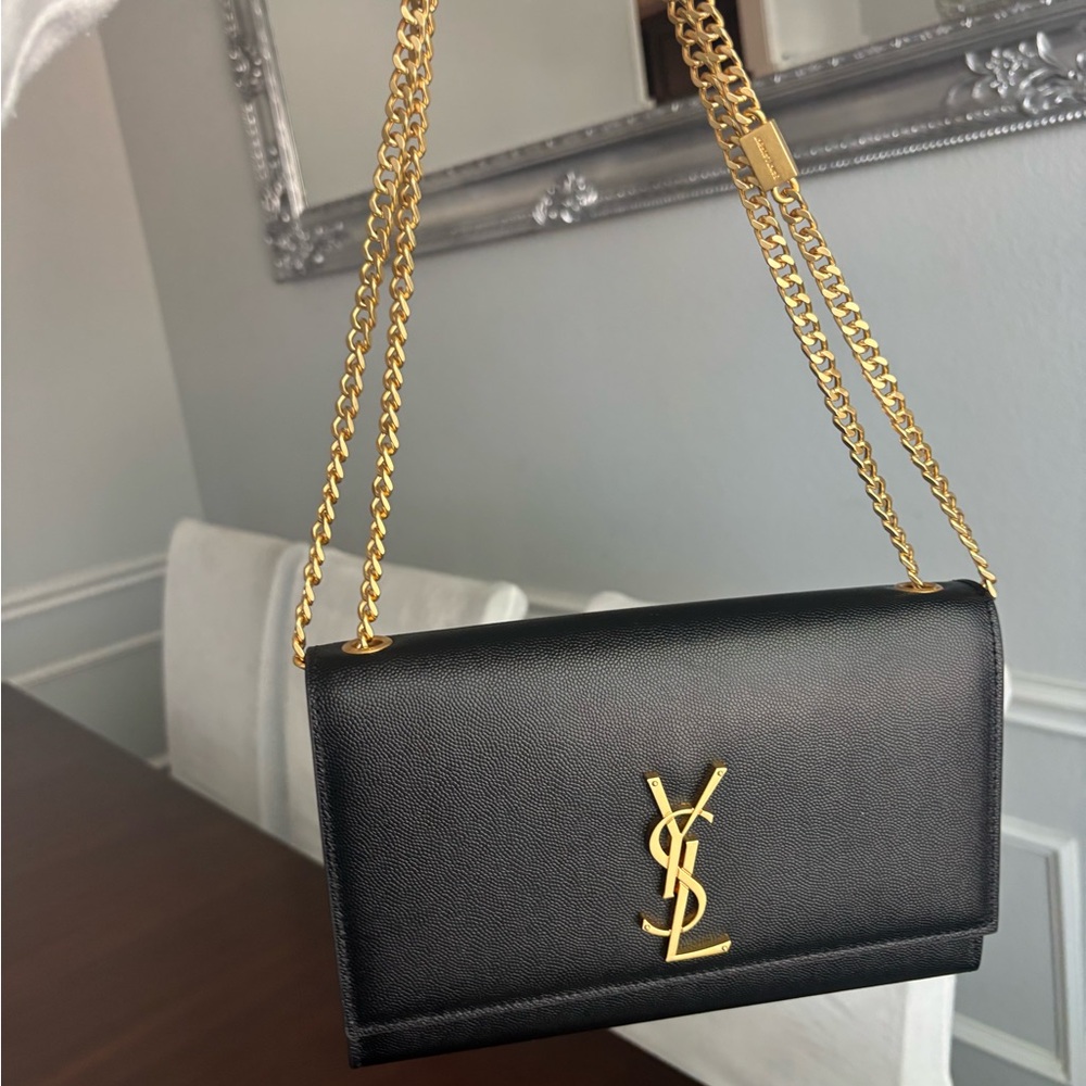 Y Black Leather Chain Bag